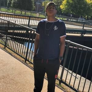 Meet your Posher, Aron